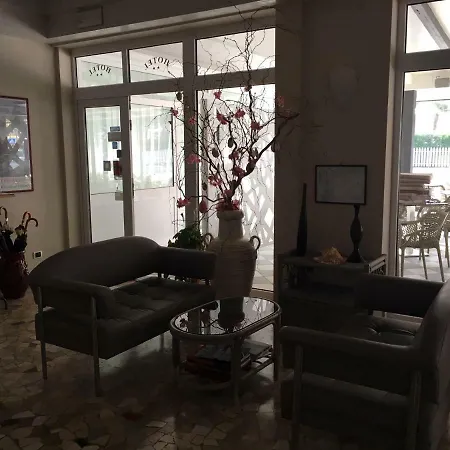 Ξενοδοχείο Rosa