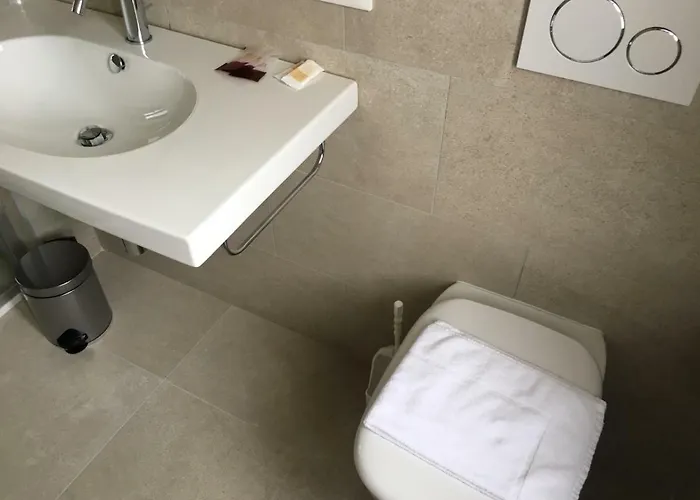 Rosa Szálloda 2*